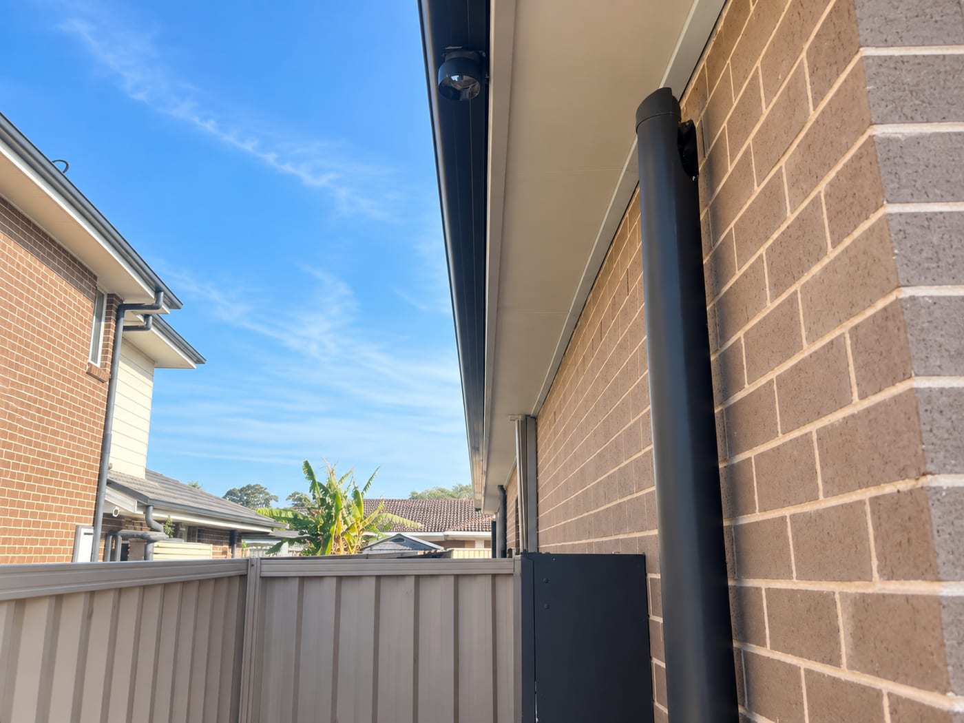 Downpipe and eaves installation